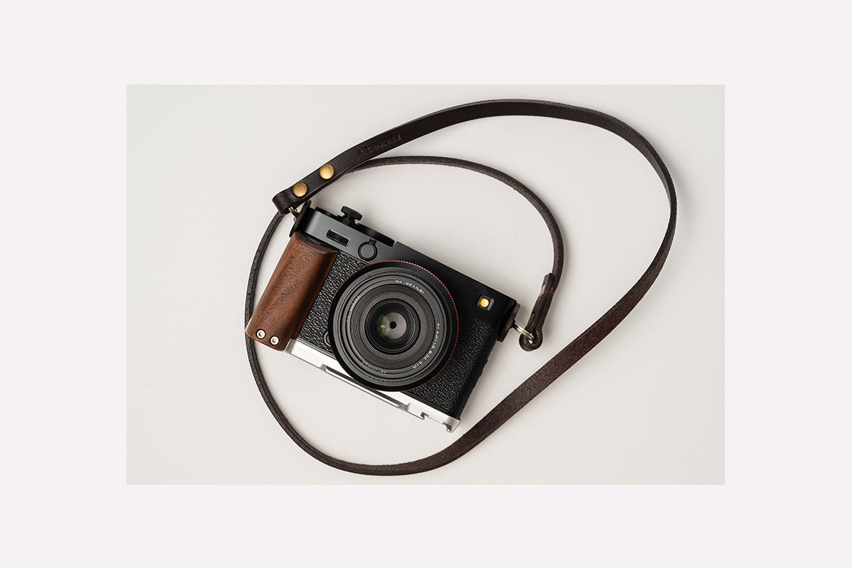 How to Choose the Right Camera Strap Length: 95 cm vs 120 cm