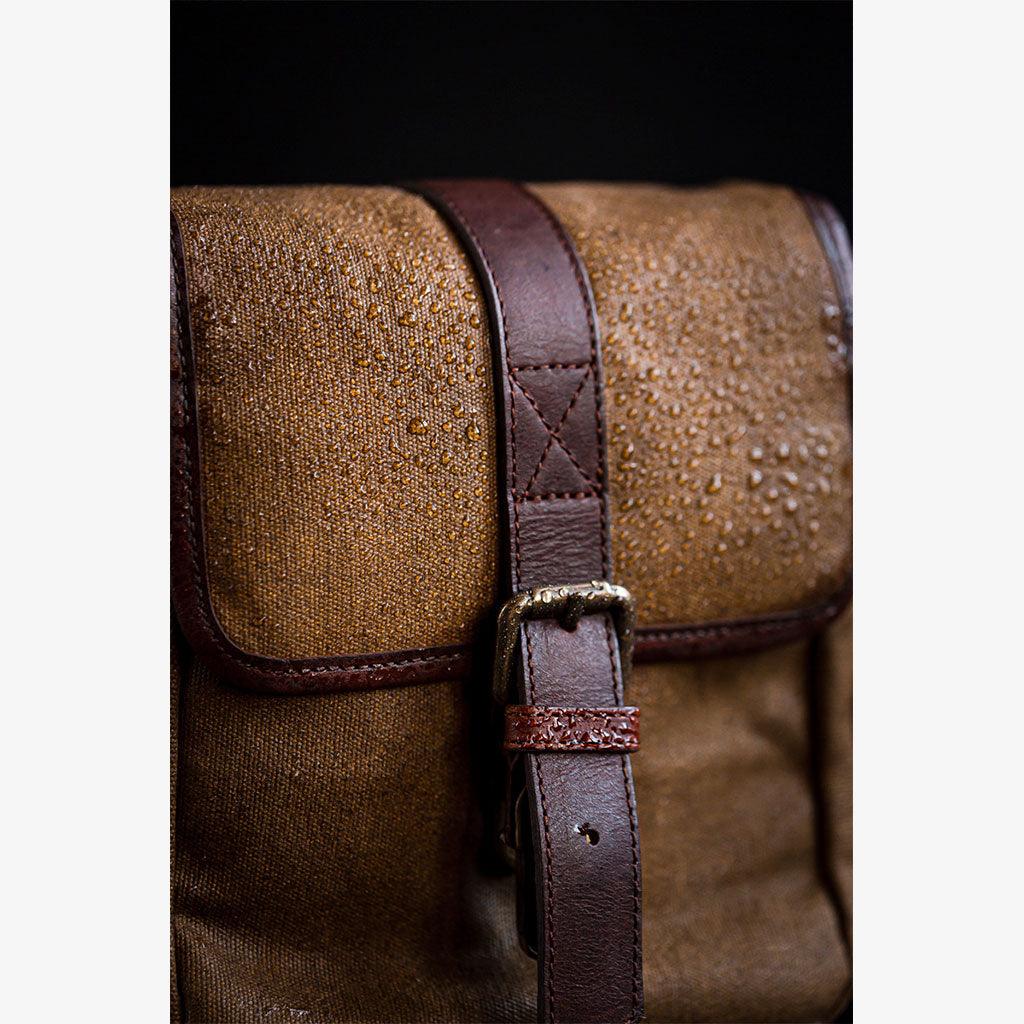 Limited Edition - Berlin Olive Green Waxed Canvas Camera Bag - Handmade Bronkey Premium Goods ®