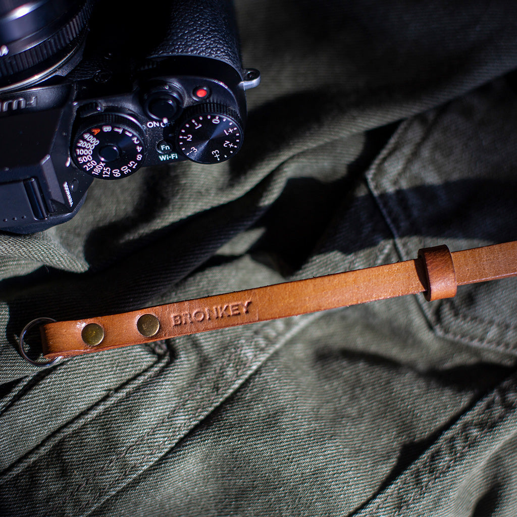 Berlin #203 - Tanned Leather camera strap